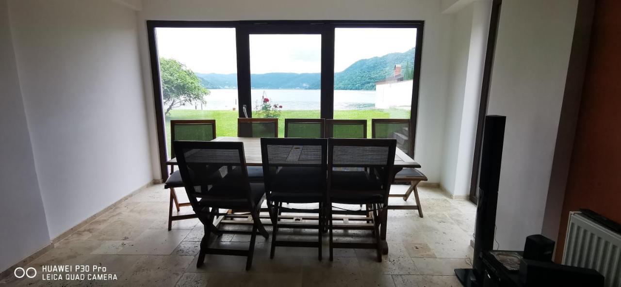 Orşova Luca'S Home מראה חיצוני תמונה